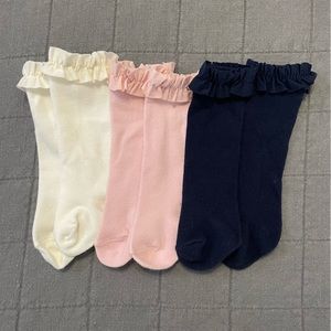 Ruffle Butts knee high socks 3 pair EUC